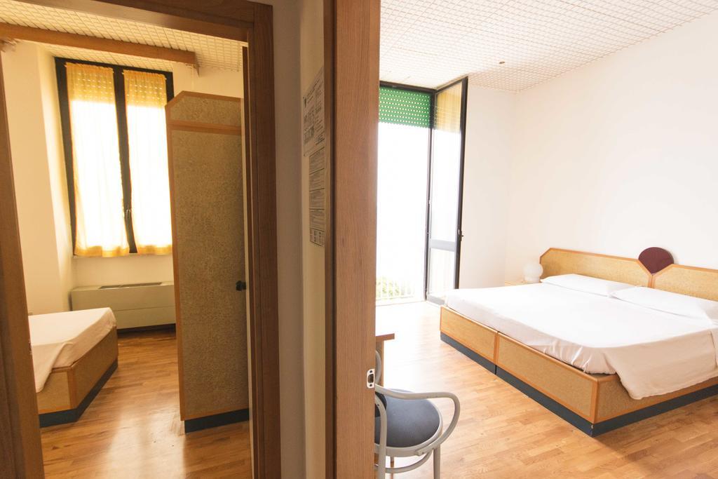 Albergo Palazzo Санта Чезареа Терме Екстериор снимка